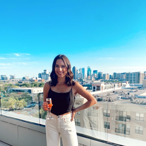 Meet your Posher, Raelynne - Picture 2 of 2